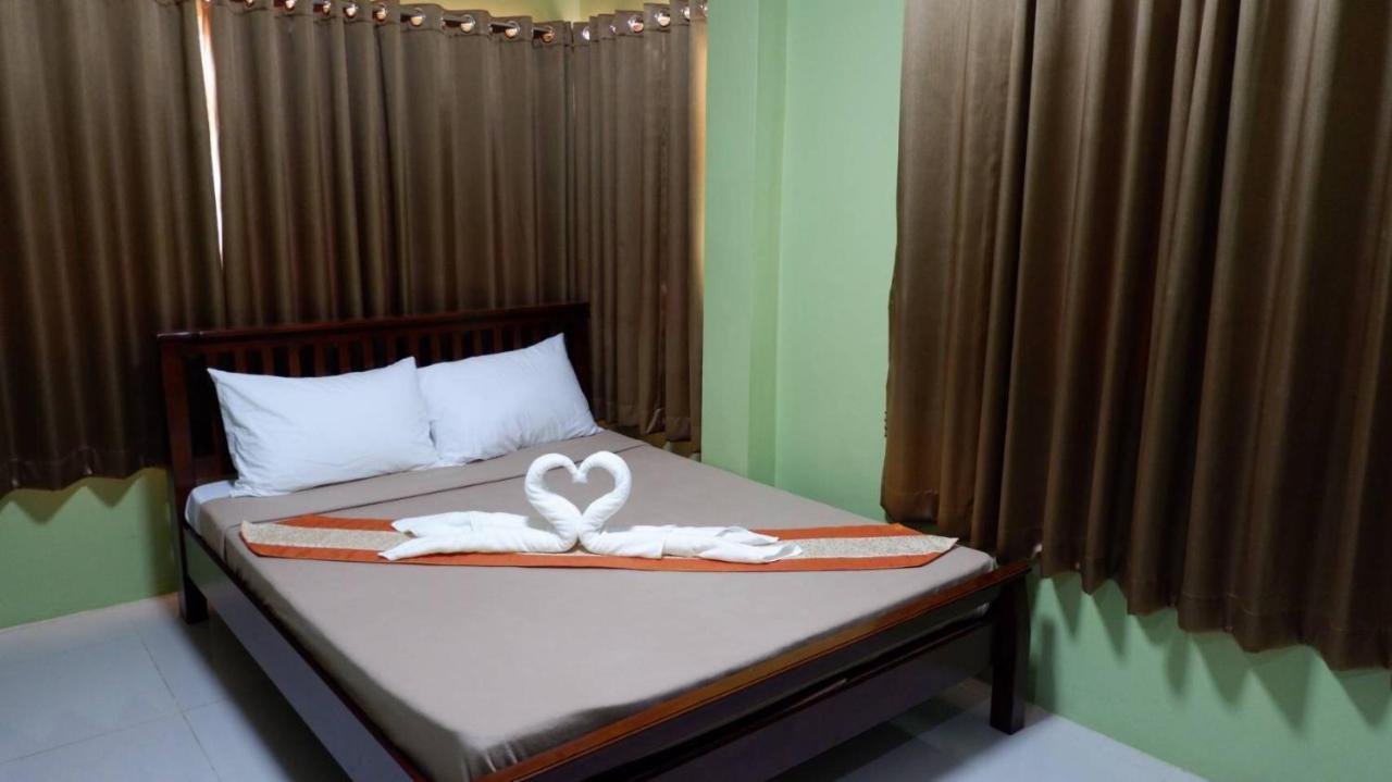 Amazon Resort Surat Thani Extérieur photo